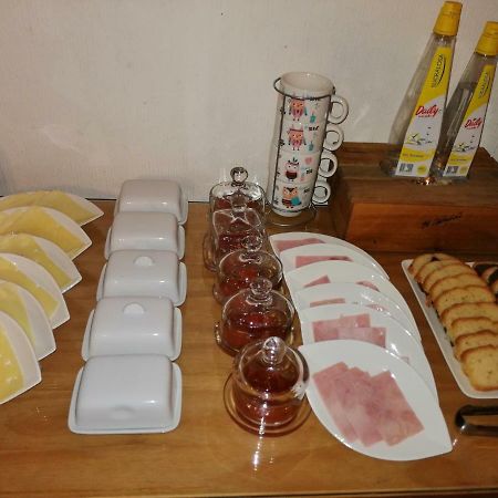 Hostal Y Cabanas Ainil Punta Arenas Eksteriør billede