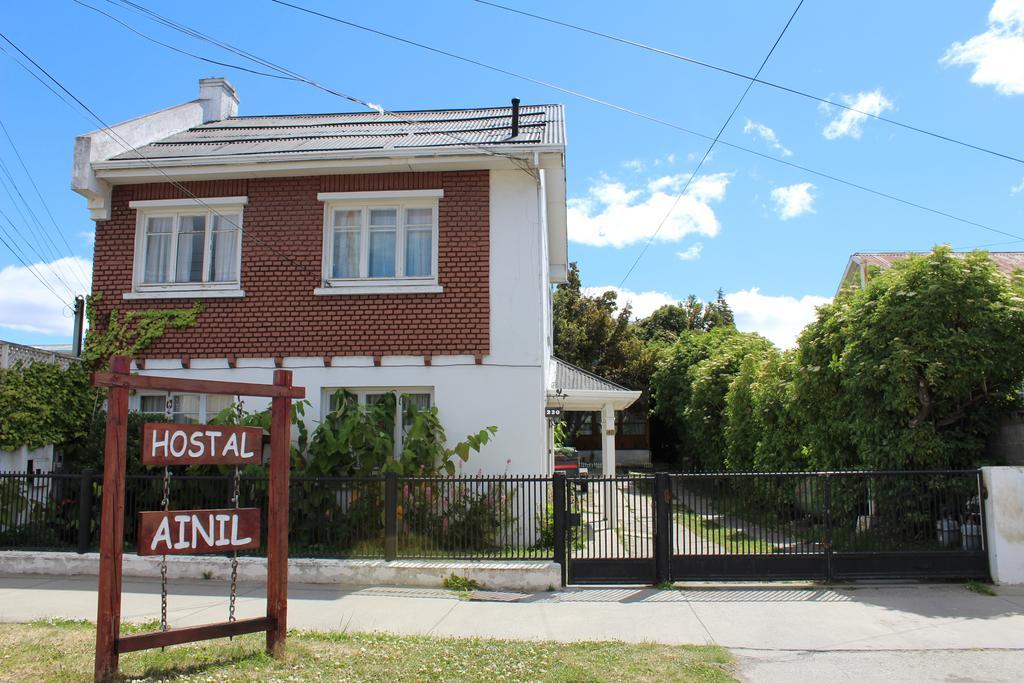 Hostal Y Cabanas Ainil Punta Arenas Eksteriør billede