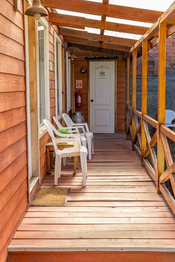 Hostal Y Cabanas Ainil Punta Arenas Eksteriør billede