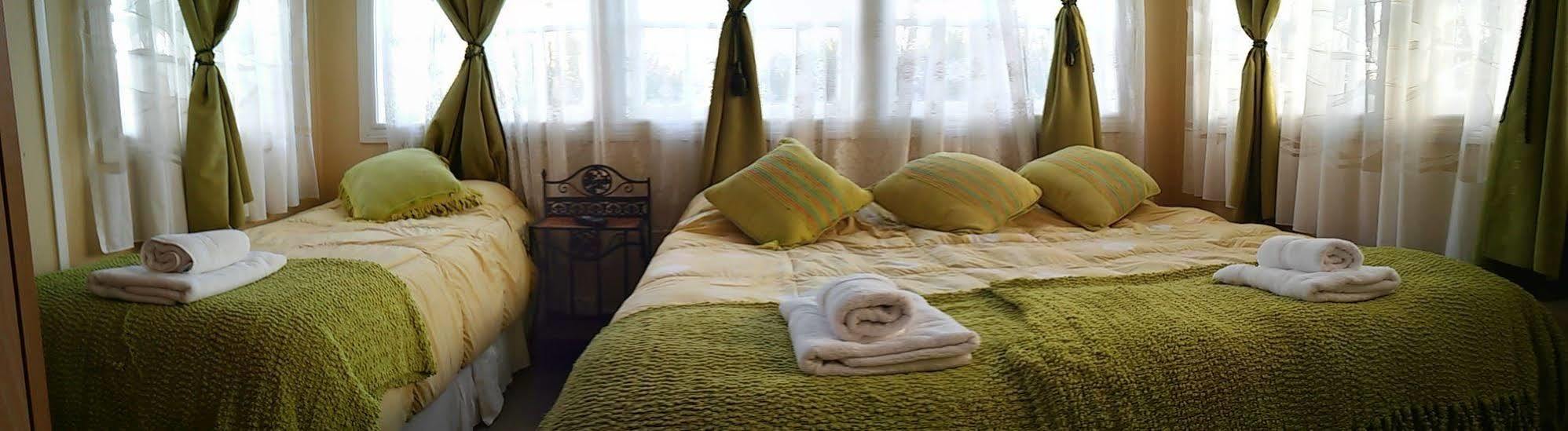 Hostal Y Cabanas Ainil Punta Arenas Eksteriør billede