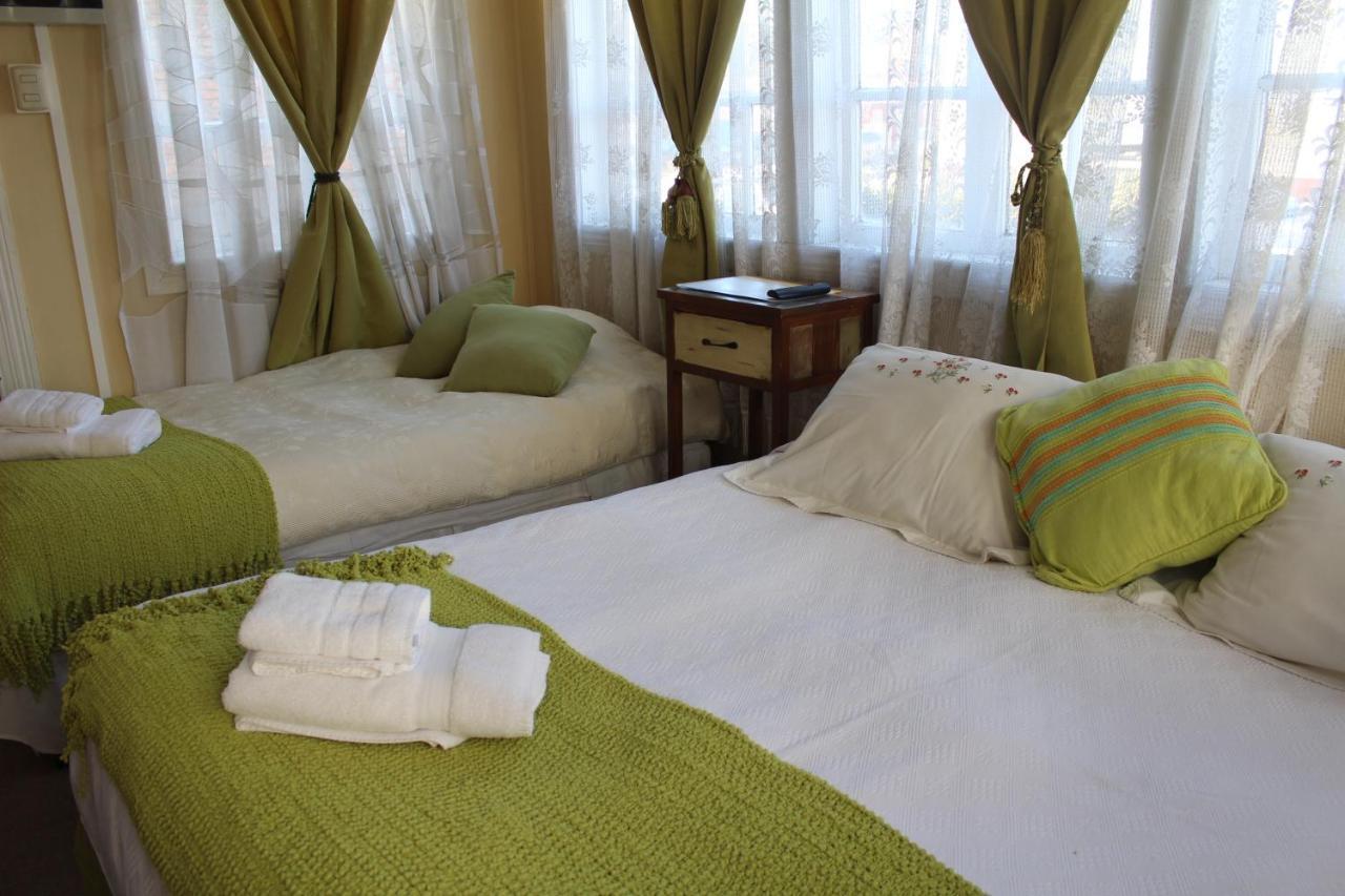 Hostal Y Cabanas Ainil Punta Arenas Eksteriør billede