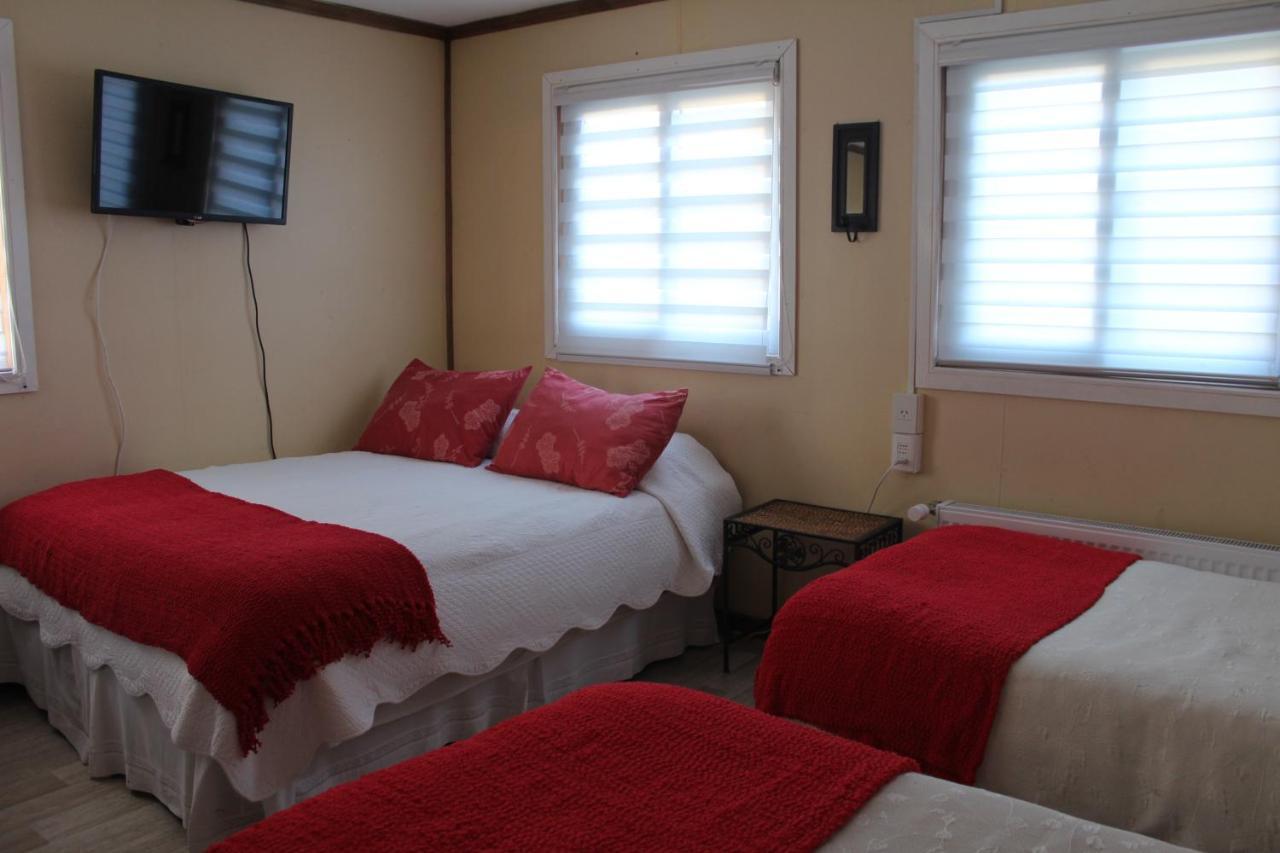Hostal Y Cabanas Ainil Punta Arenas Eksteriør billede
